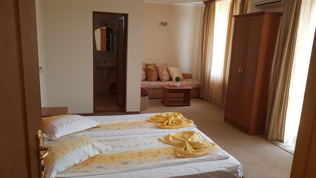 Guest House Markovi Aheloy Εξωτερικό φωτογραφία